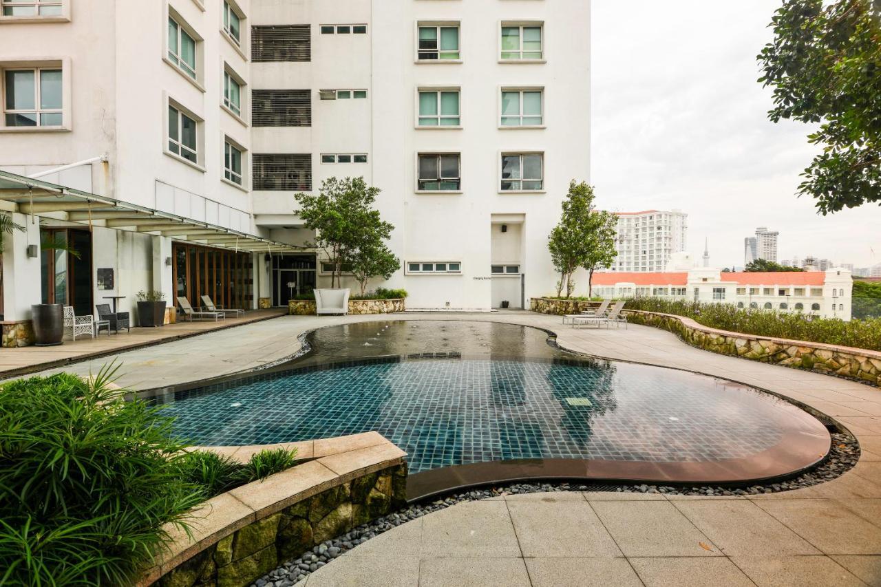 Oyo 527 Home Dua Sentral 2Br Near Brickfields Kuala Lumpur Exterior photo