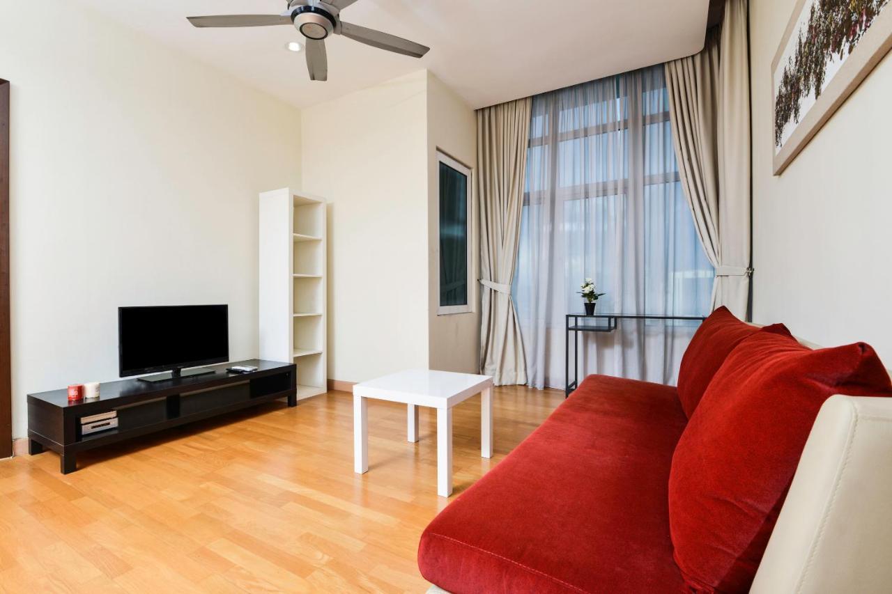 Oyo 527 Home Dua Sentral 2Br Near Brickfields Kuala Lumpur Exterior photo
